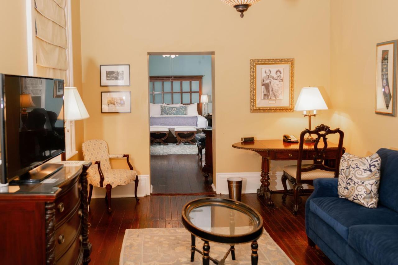 The Marshall House, Historic Inns Of Savannah Collection Екстер'єр фото