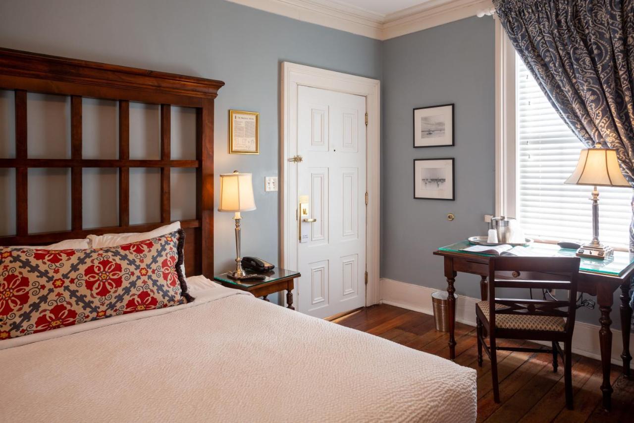 The Marshall House, Historic Inns Of Savannah Collection Екстер'єр фото